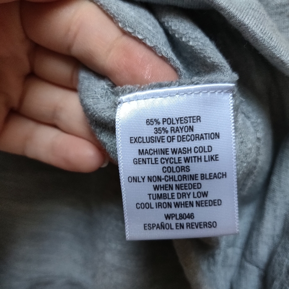 NWT Style & Co Beaded Sweatshirt Petite Medium - Picture 8 of 8